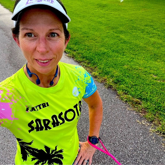 Meet your Posher, Jennifer - Picture 1 of 1